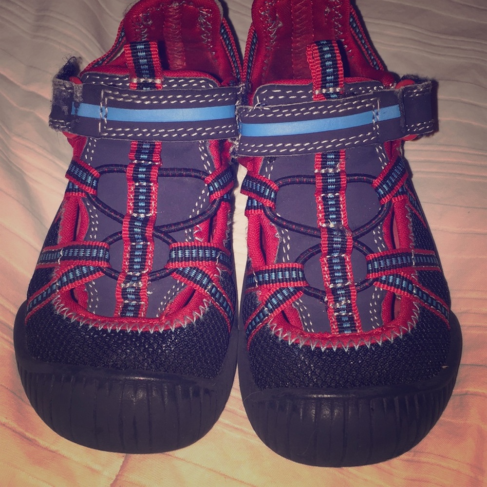 Oshkosh B’Gosh Athletic Toddler Sandals